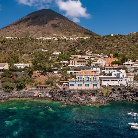 L'ariana Isole Eolie - Esperienze Hotell 4*