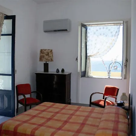 L'ariana Isole Eolie - Esperienze Leni